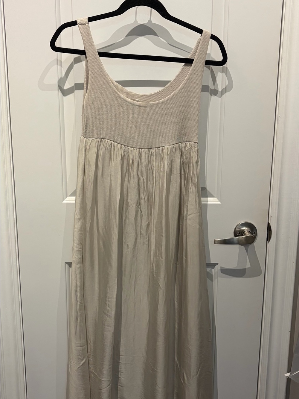 BRAND NEW with TAGS: Sleeveless Maxi Dress in Light Beige